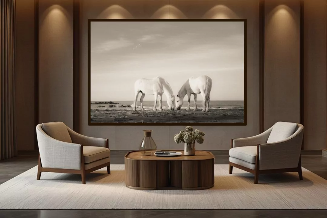 True endurance is rarely a solitary pursuit. In an environment designed for trusted conversation and mentorship, the synchronized calm of the grazing horses reflects the quiet power of shared energy, validating the profound importance of alignment and the right partnership.